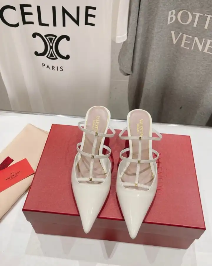 hype Valentino High Heels