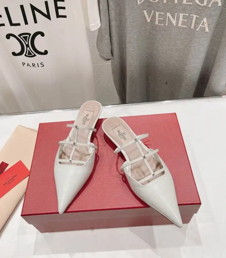 hype Valentino High Heels