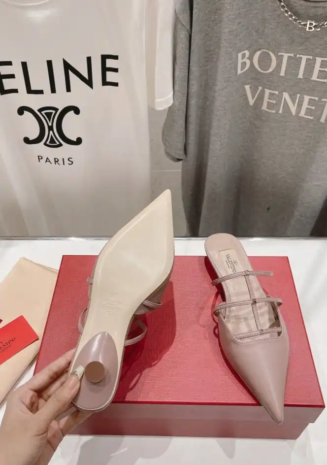 hype Valentino High Heels