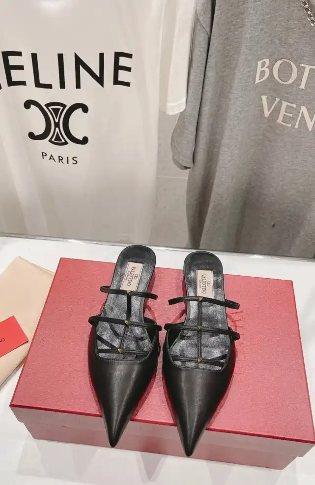 hype Valentino High Heels