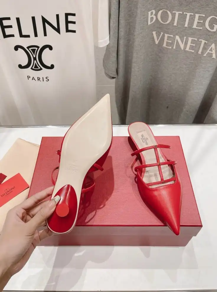 hype Valentino High Heels