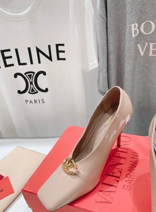 hype Valentino High Heels