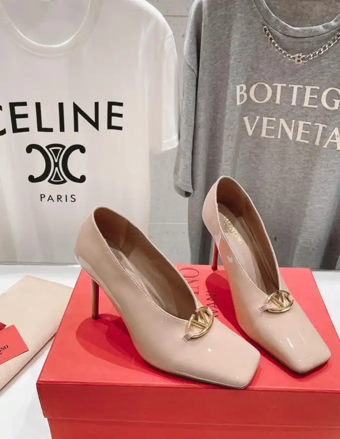 hype Valentino High Heels