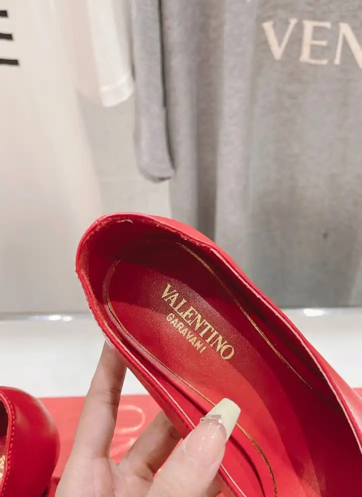 hype Valentino High Heels