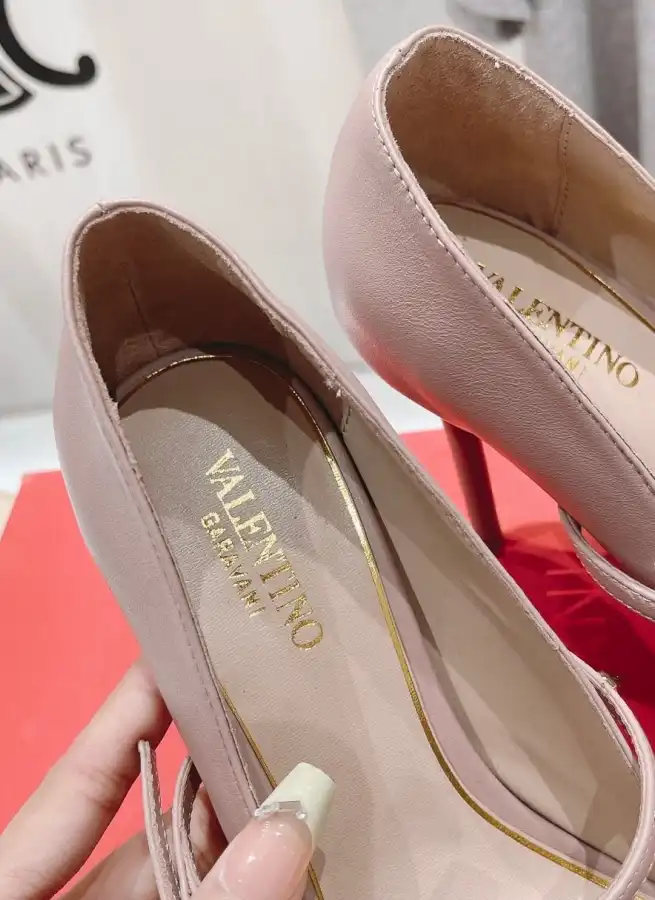 hype Valentino High Heels