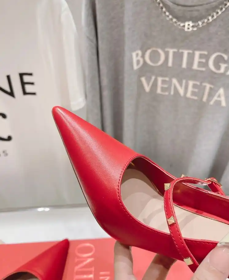 hype Valentino High Heels