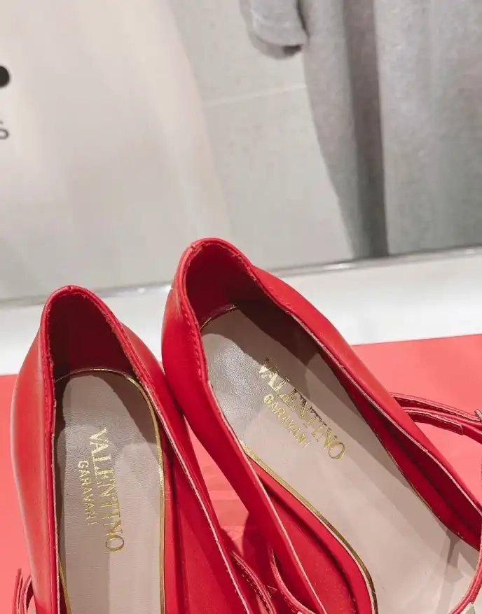 hype Valentino High Heels