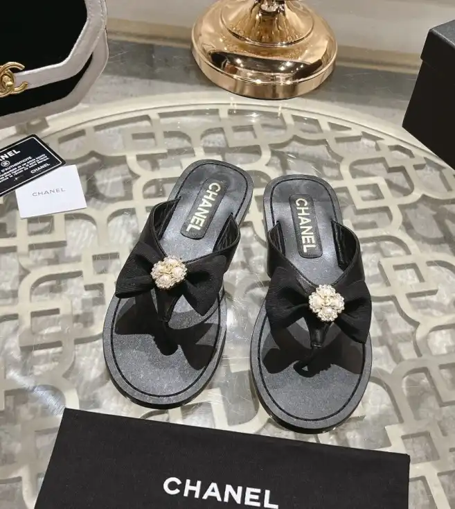 hype Chanel Slippers