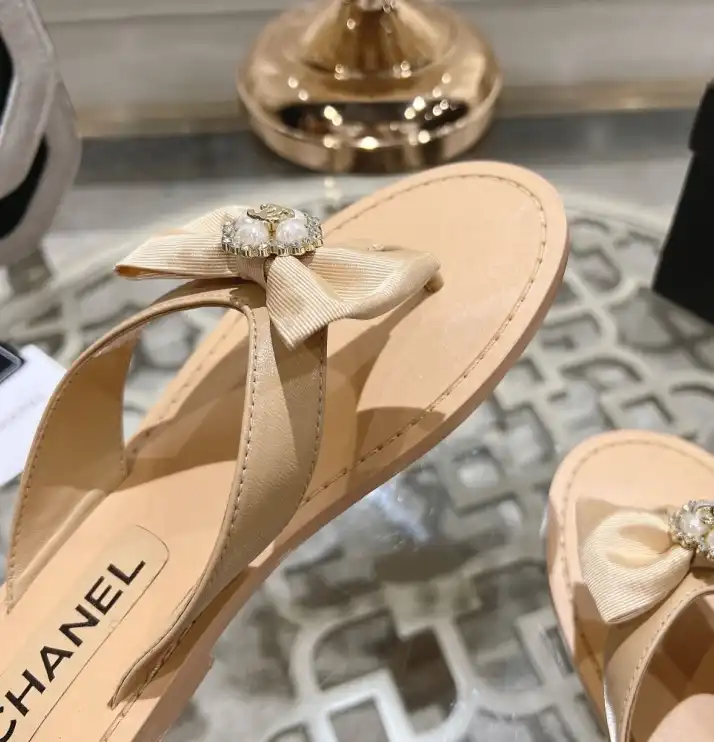 hype Chanel Slippers