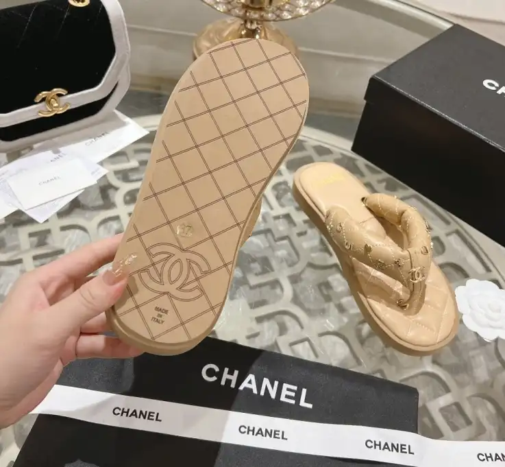 hype Chanel Slippers