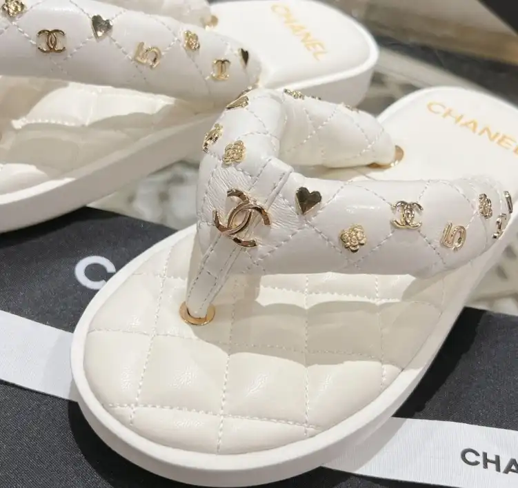 hype Chanel Slippers