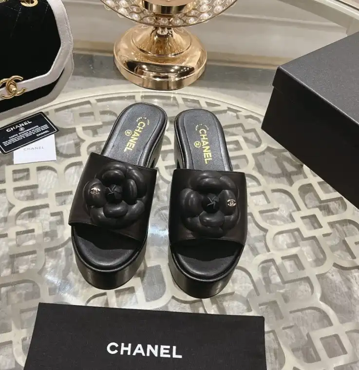 hype Chanel Slippers