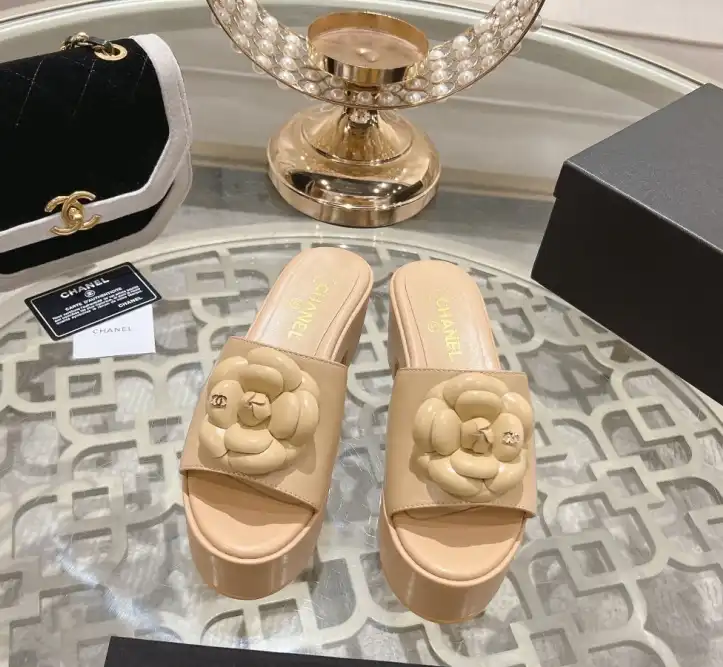 hype Chanel Slippers