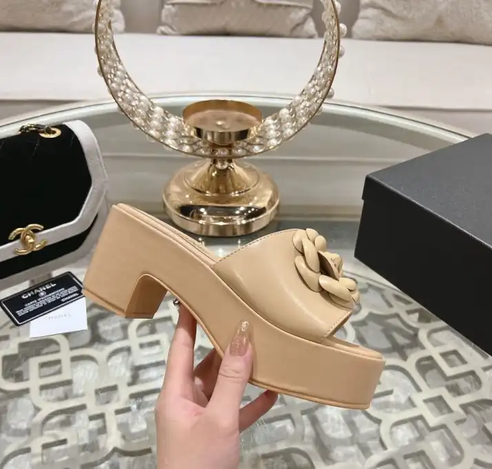 hype Chanel Slippers