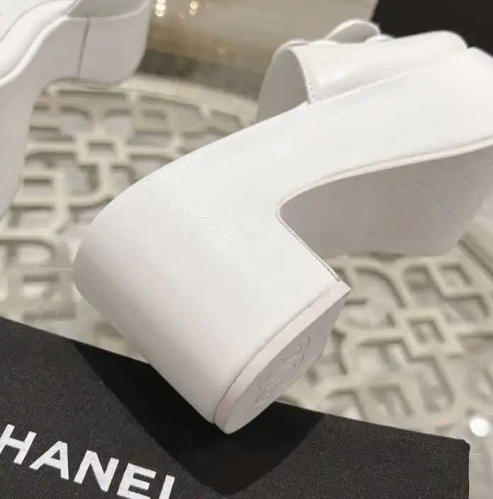 hype Chanel Slippers