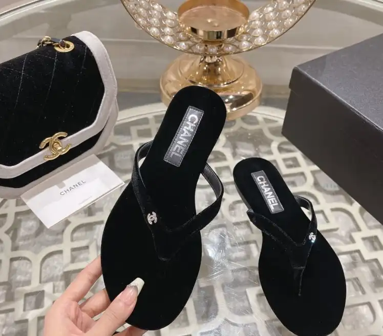 hype Chanel Slippers