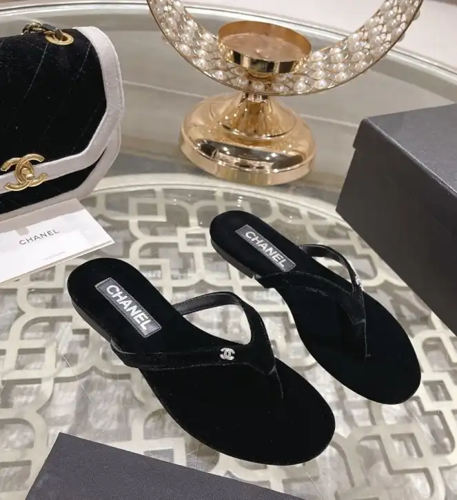 hype Chanel Slippers