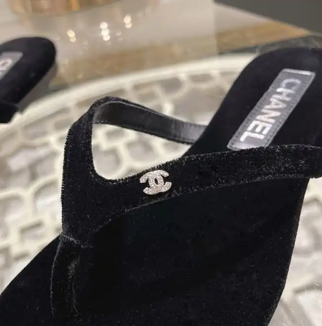 hype Chanel Slippers