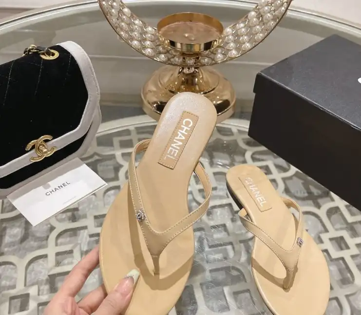 hype Chanel Slippers