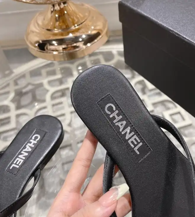 hype Chanel Slippers