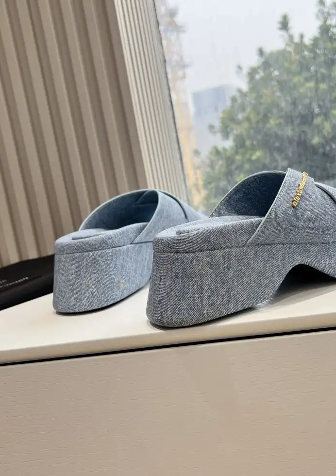 hype Alexander Wang Slippers