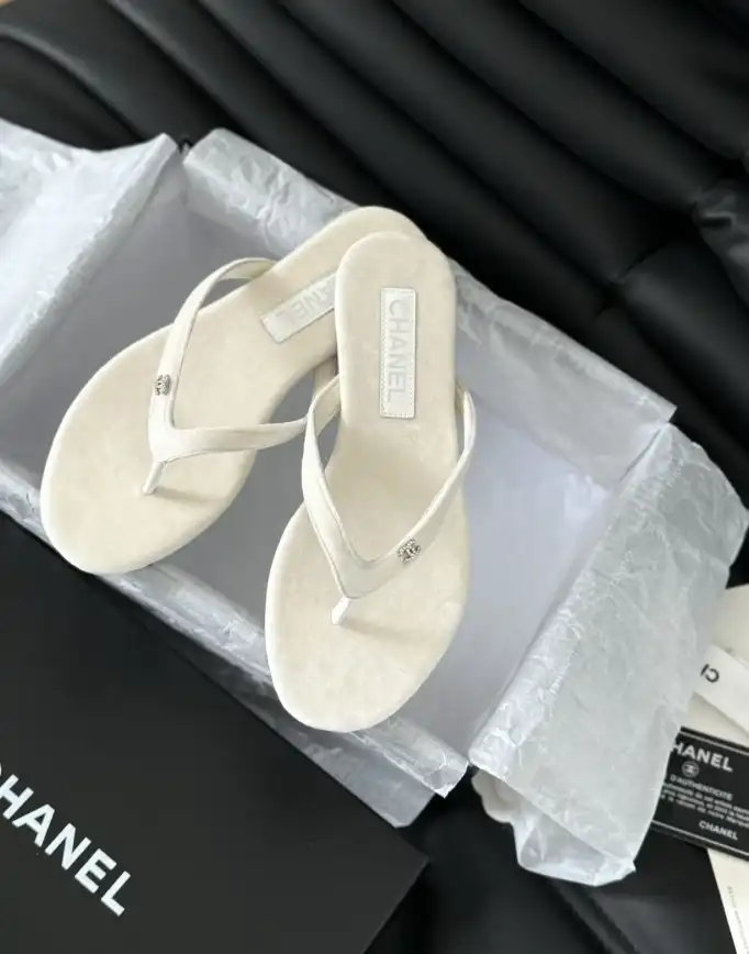 hype Chanel Slippers