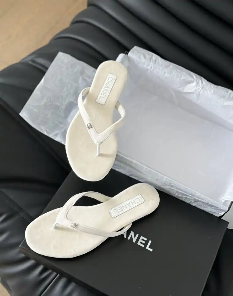 hype Chanel Slippers