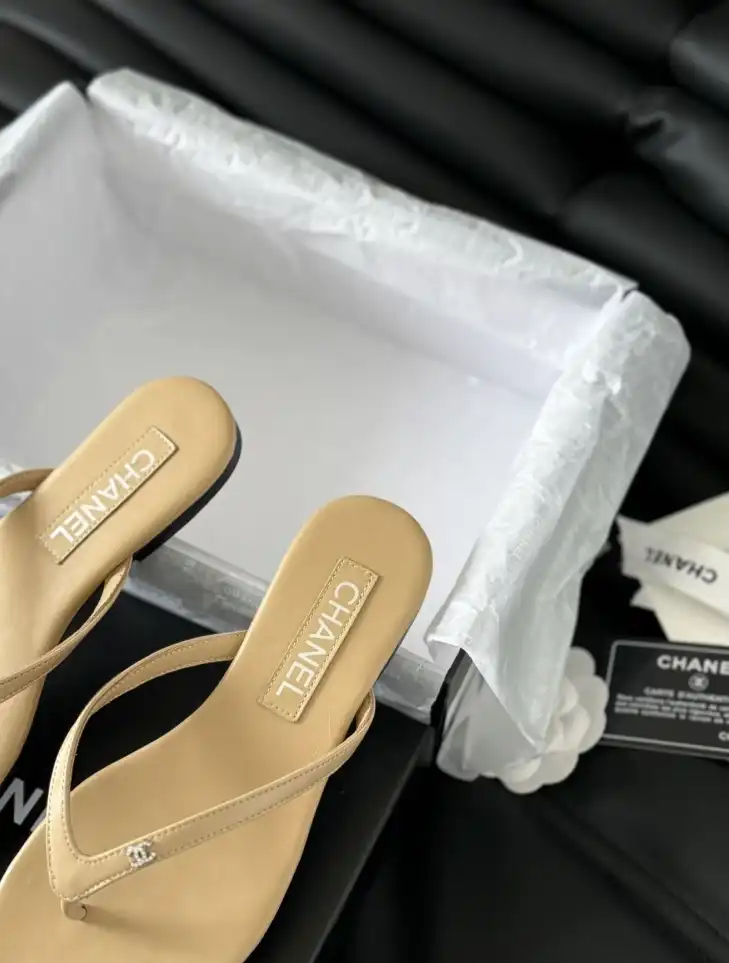 hype Chanel Slippers