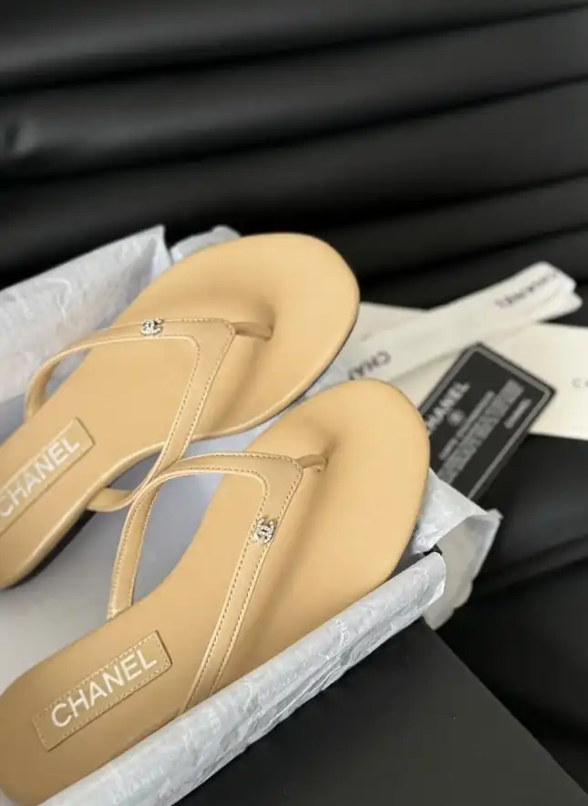 hype Chanel Slippers