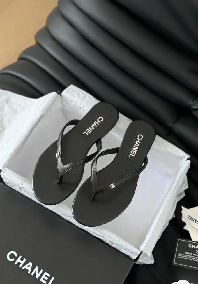 hype Chanel Slippers