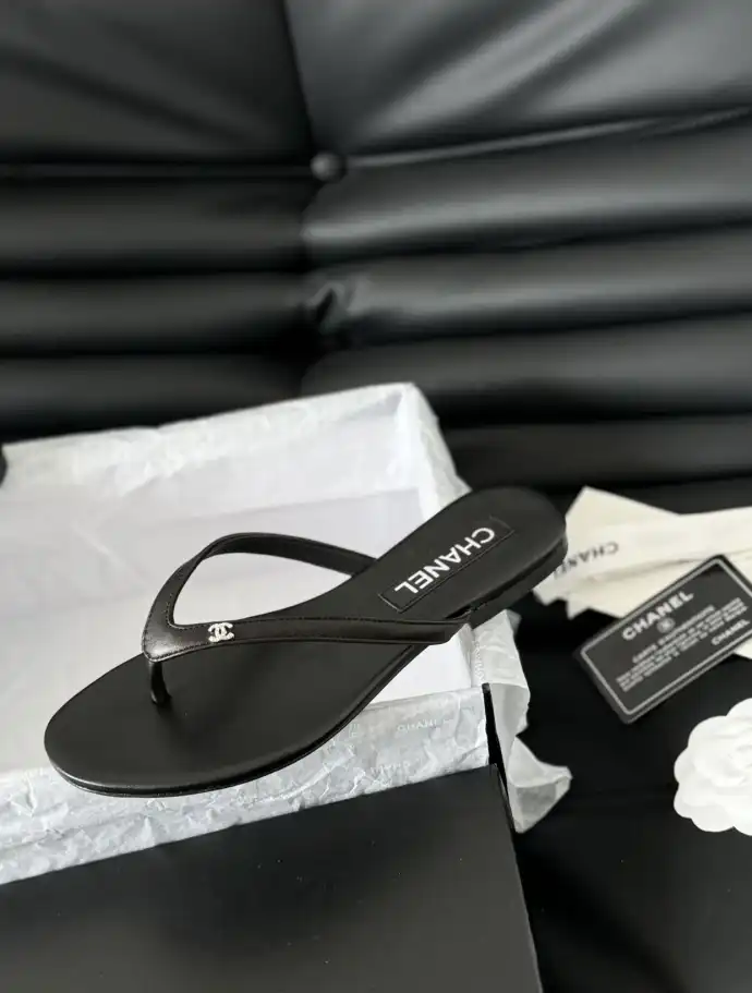 hype Chanel Slippers