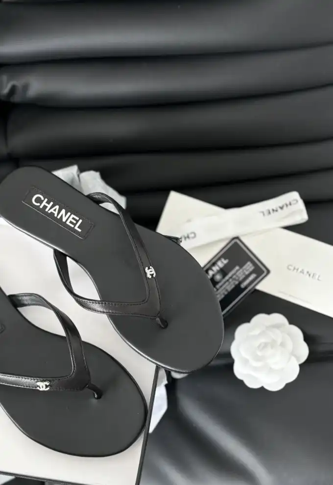 hype Chanel Slippers