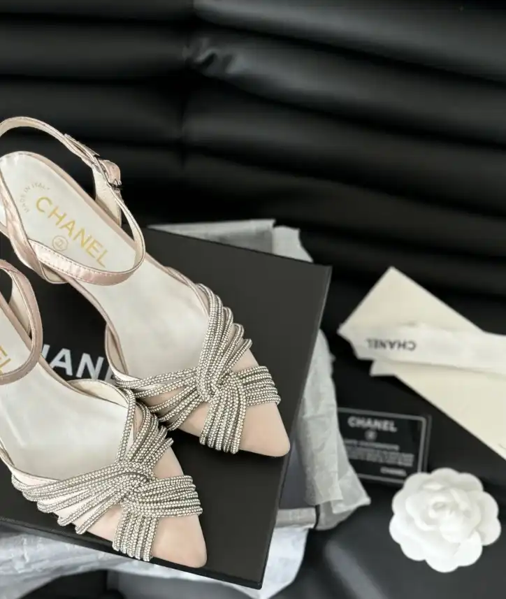 hype Chanel High Heels