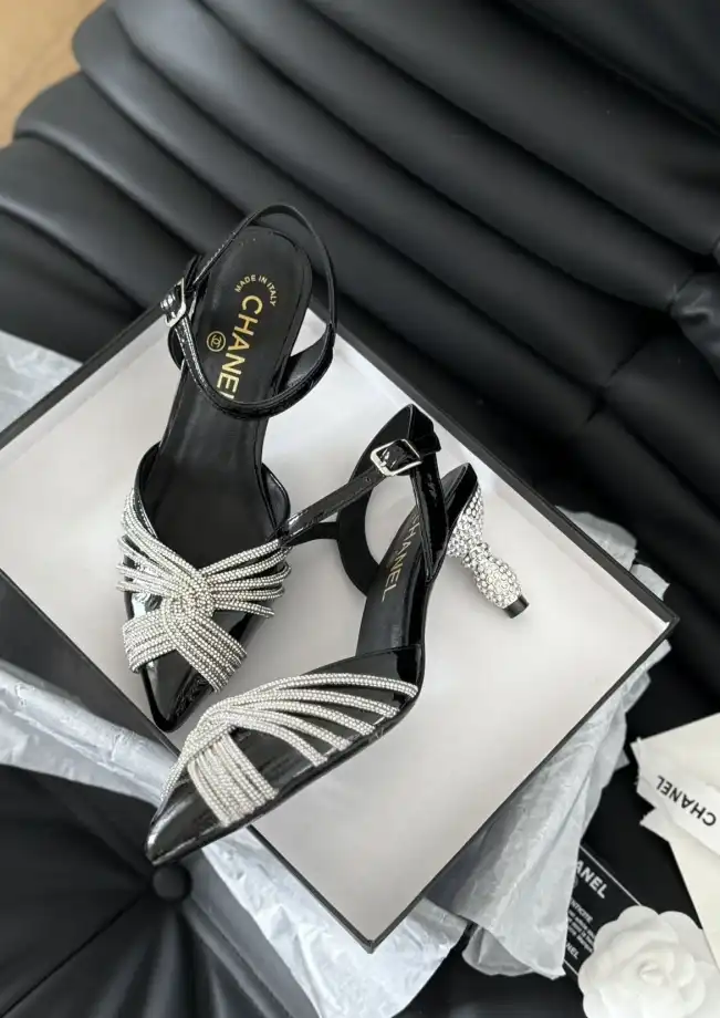 hype Chanel High Heels