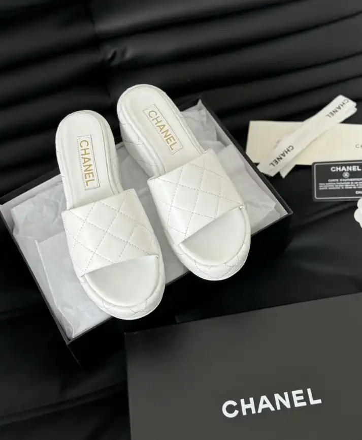 hype Chanel Slippers