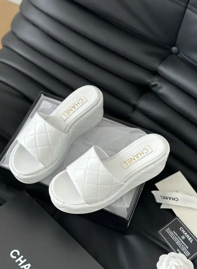 hype Chanel Slippers