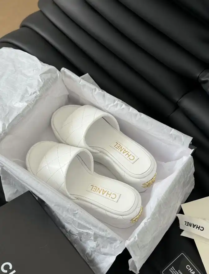 hype Chanel Slippers