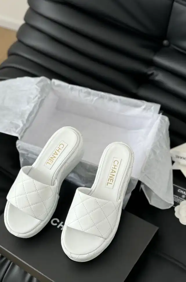 hype Chanel Slippers