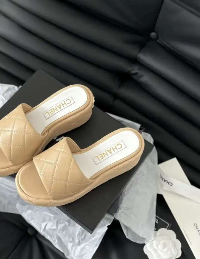 hype Chanel Slippers