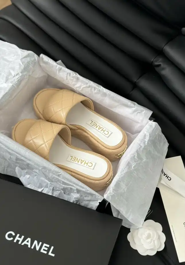 hype Chanel Slippers