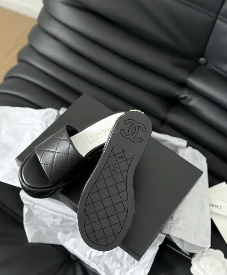 hype Chanel Slippers