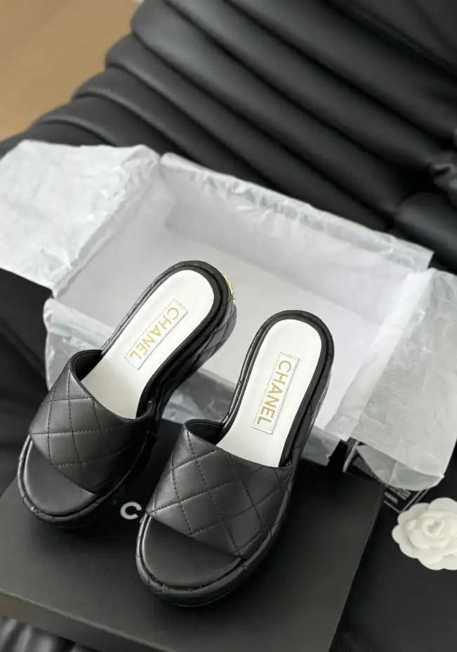 hype Chanel Slippers