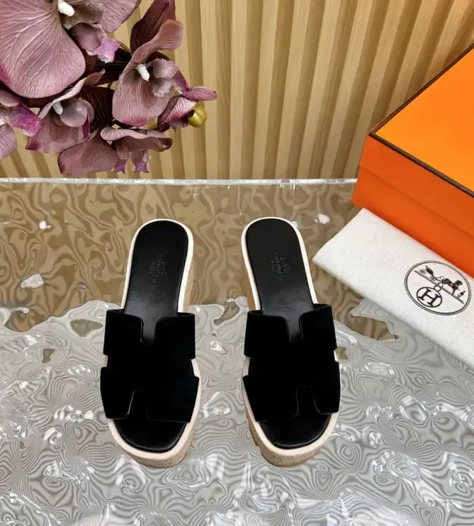 hype Hermes Slippers