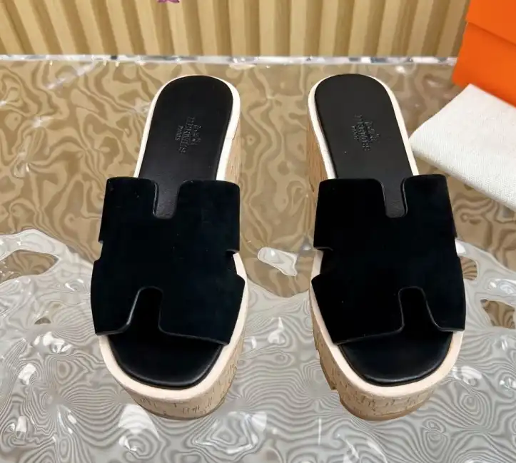 hype Hermes Slippers