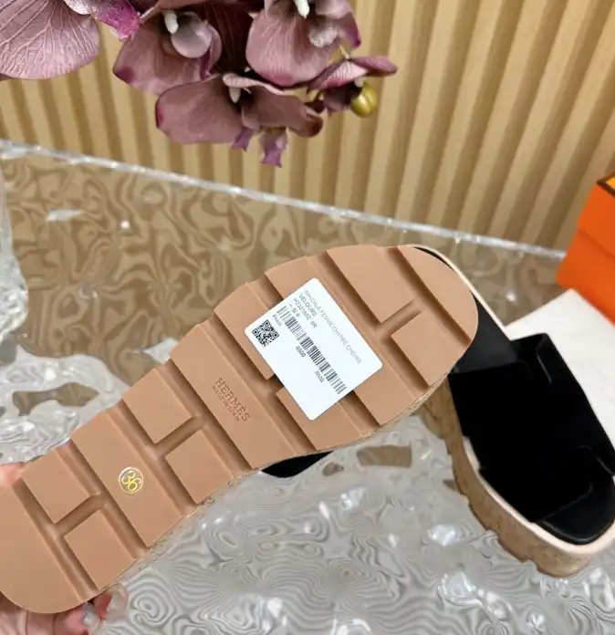 hype Hermes Slippers