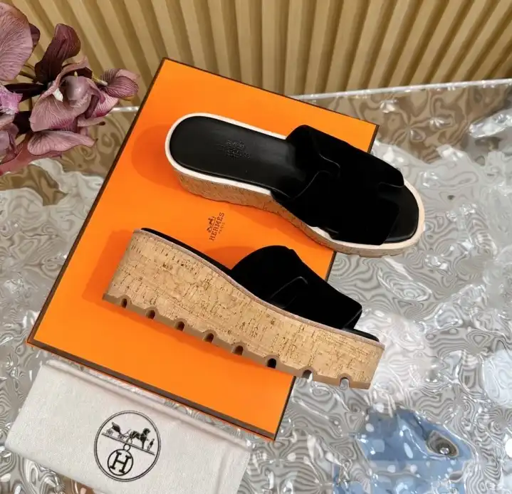 hype Hermes Slippers