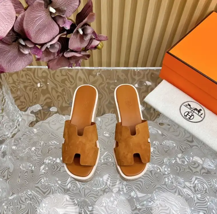 hype Hermes Slippers