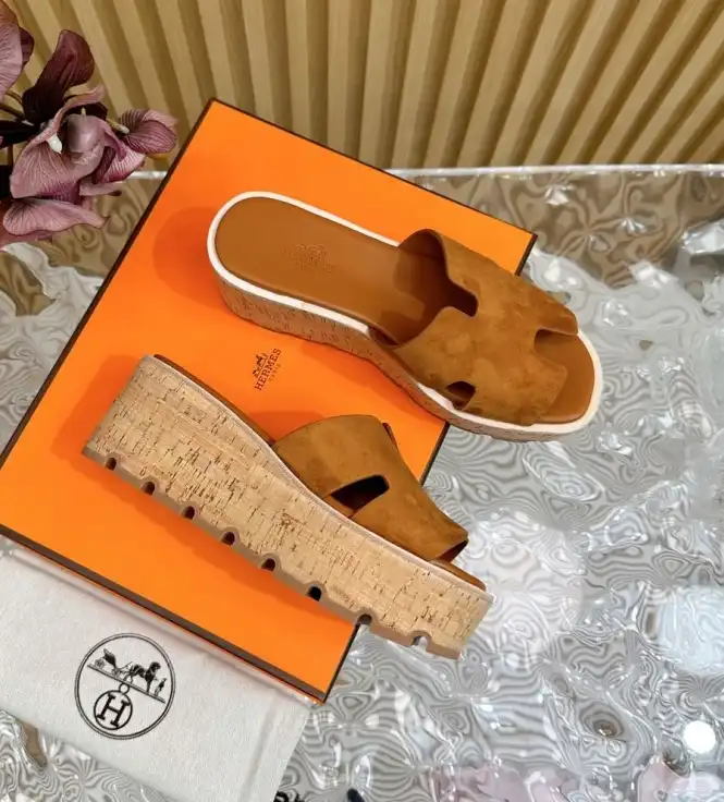 hype Hermes Slippers