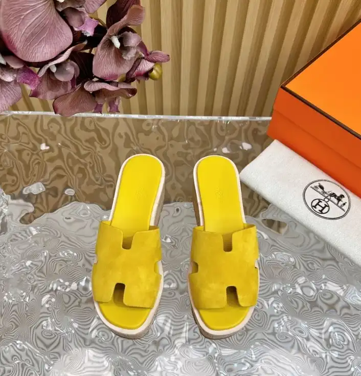 hype Hermes Slippers