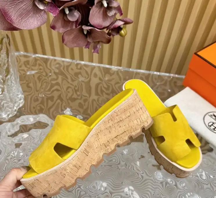 hype Hermes Slippers